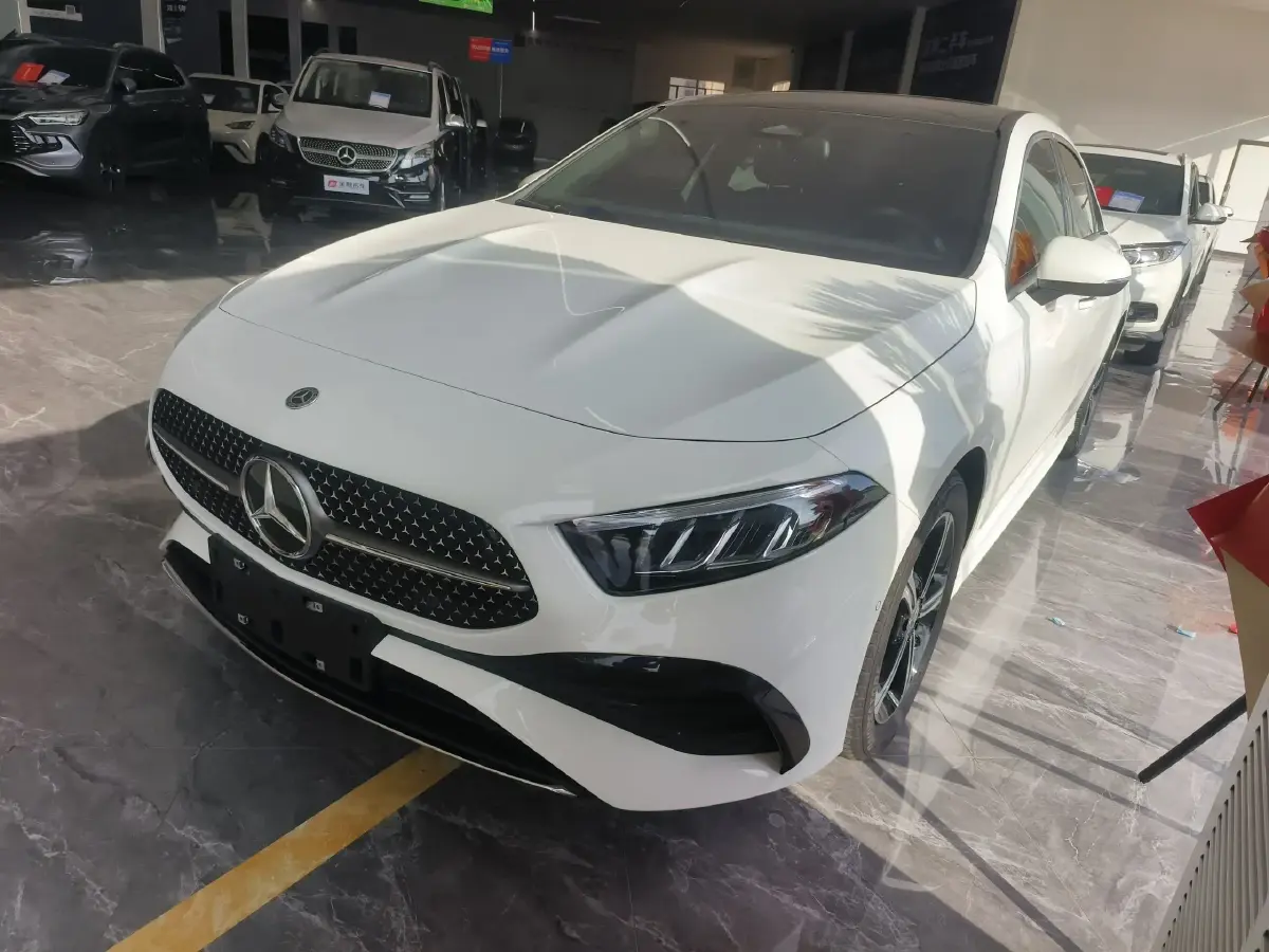 2023 Mercedes-Benz A Class 1.3T 163HP L4 7DCT