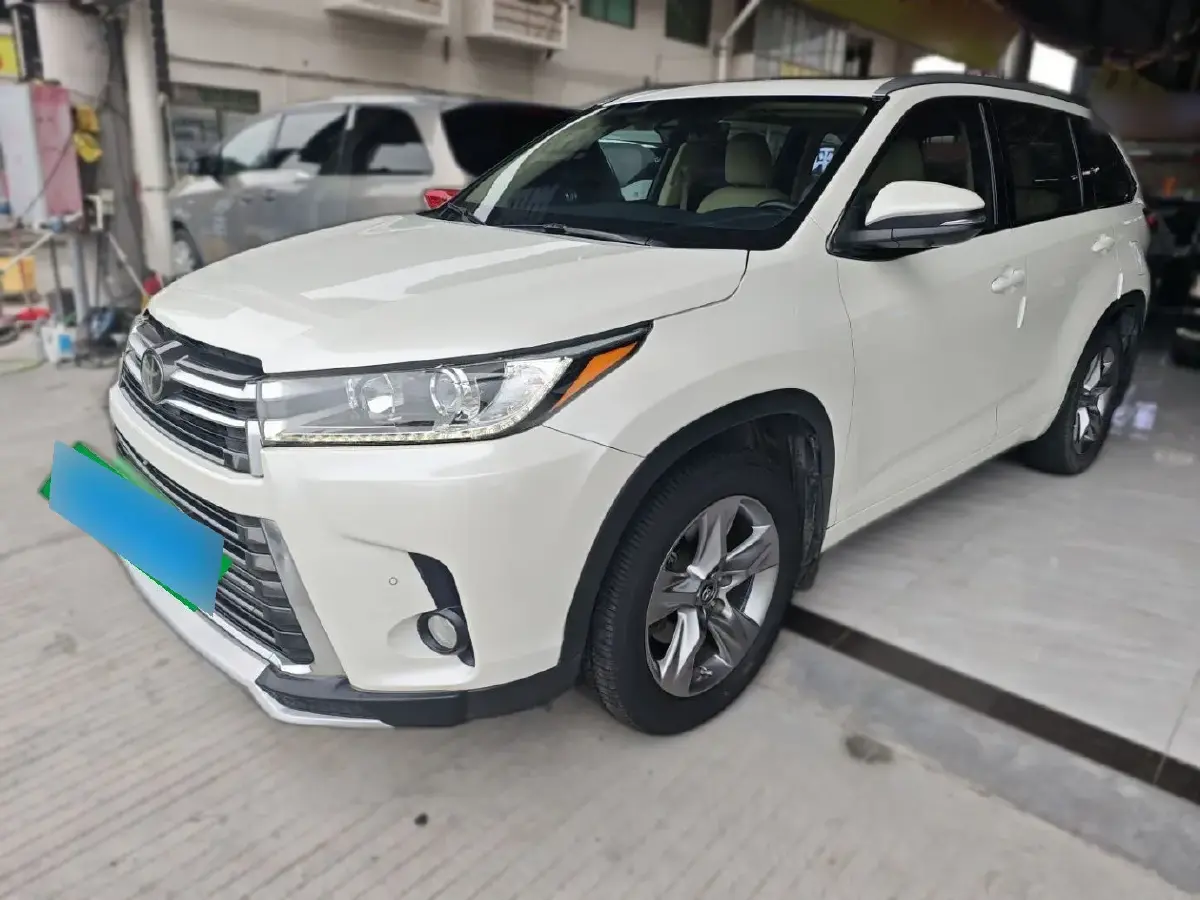 2018 Toyota Highlander 2.0T 220HP L4 6AT