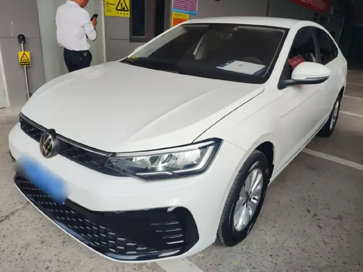 2025 Volkswagen Lavida 1.5L 110HP L4 6AT