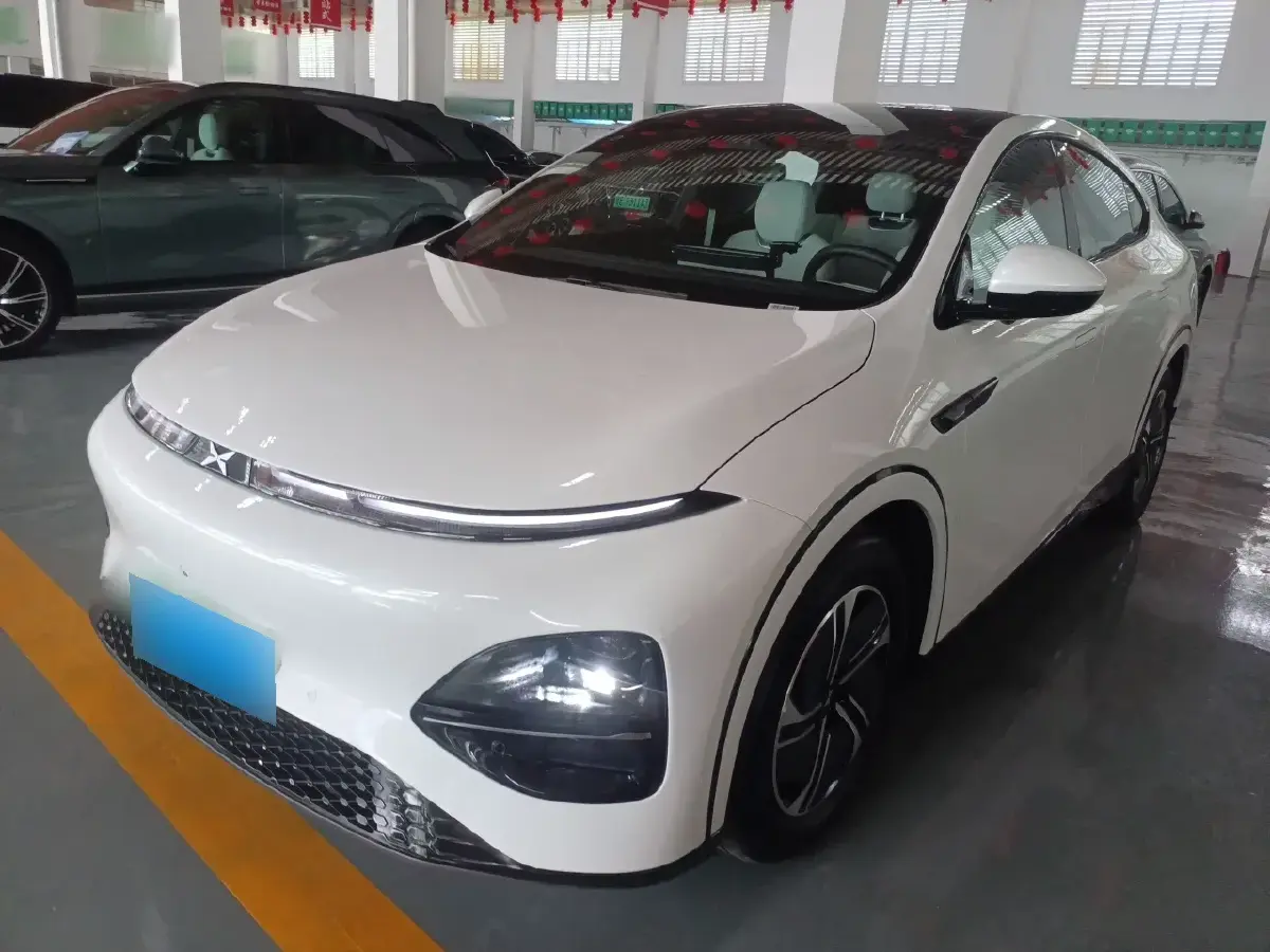 2023 Xpeng G6 BEV 66KWH