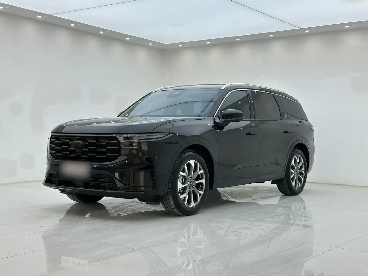 2023 Ford Edge 2.0T 252HP L4 8AT