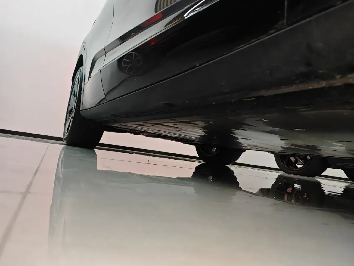 2024 Volkswagen ID.UNYX 06 BEV 80.2KWH,autocango,china used car exporter,china ev exporter,chinese used car exporter,chinese used ev exporter