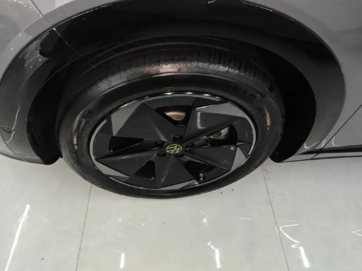 2024 Volkswagen ID.UNYX 06 BEV 80.2KWH,autocango,china used car exporter,china ev exporter,chinese used car exporter,chinese used ev exporter