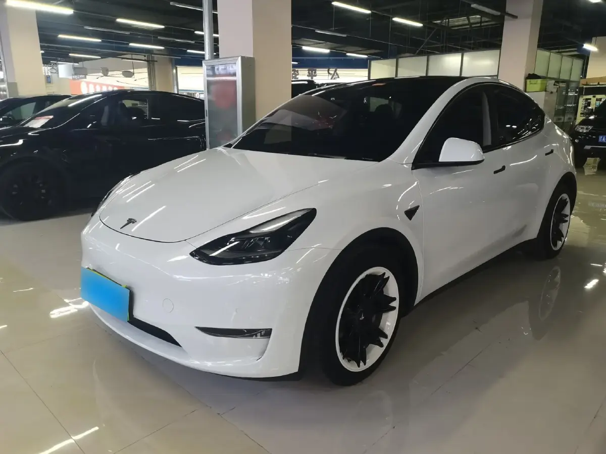 2021 Tesla Model Y BEV 60KWH