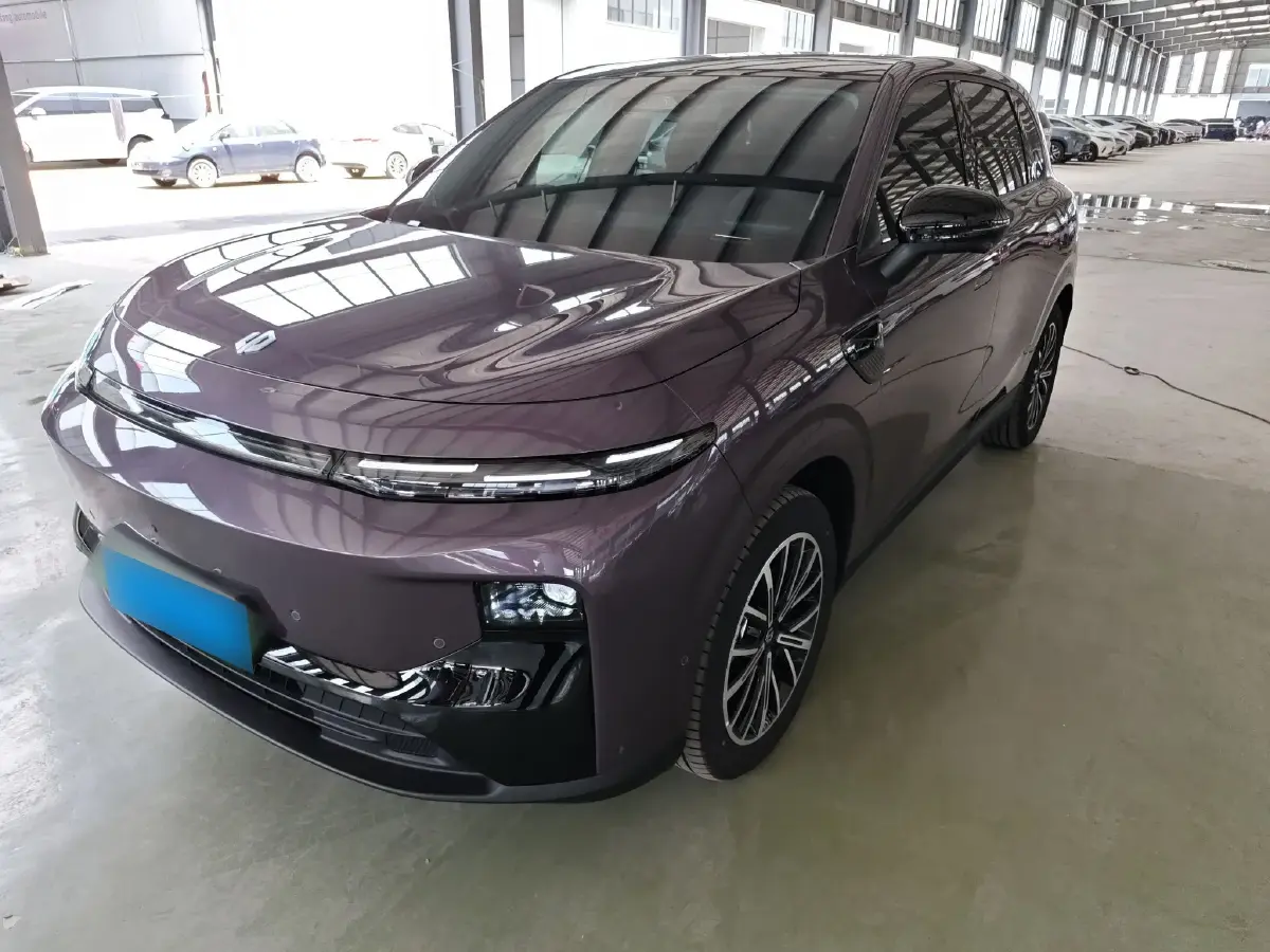 2025 Leapmotor B10 BEV 56.2KWH