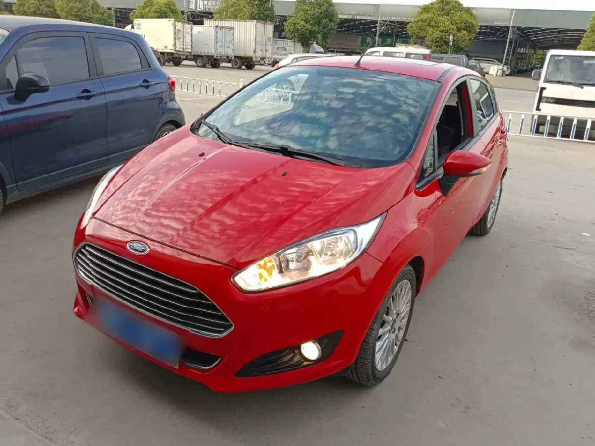 2013 Ford Fiesta 1.5L 110HP L4 6DCT 2013 Ford Fiesta 1.5L 110HP L4 6DCT