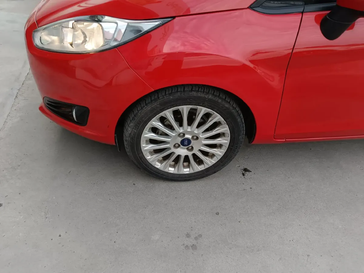 2013 Ford Fiesta 1.5L 110HP L4 6DCT,autocango,china used car exporter,china ev exporter,chinese used car exporter,chinese used ev exporter