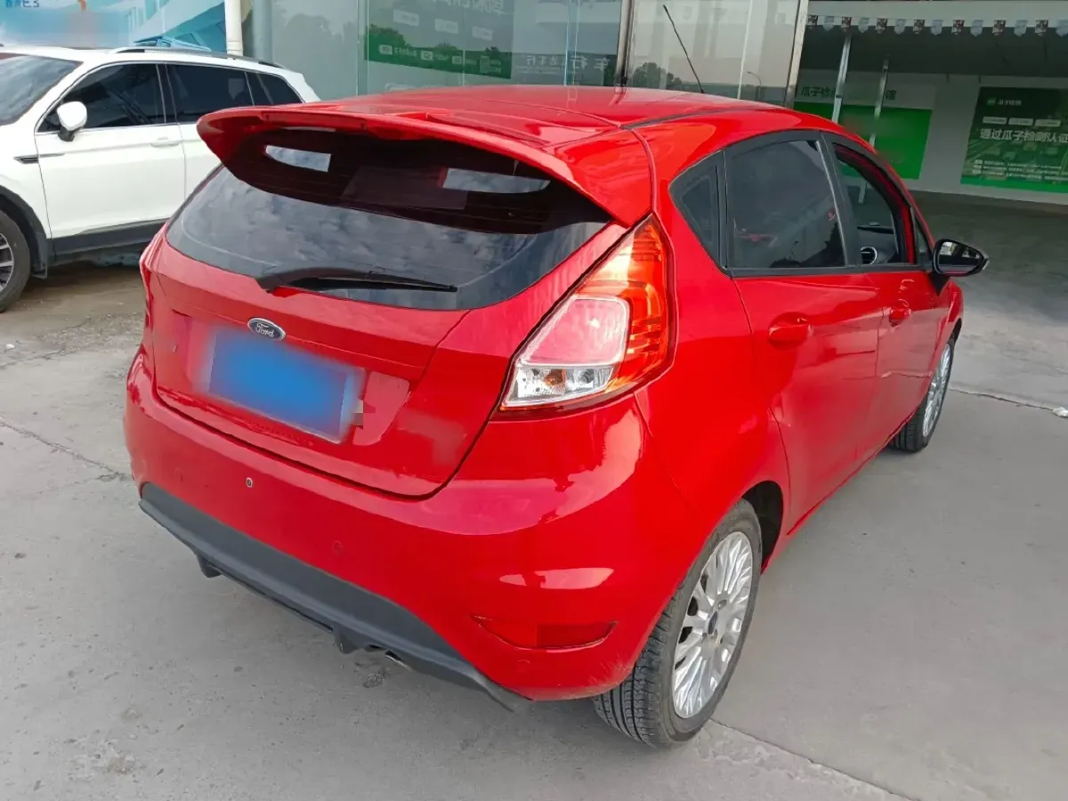 2013 Ford Fiesta 1.5L 110HP L4 6DCT,autocango,china used car exporter,china ev exporter,chinese used car exporter,chinese used ev exporter
