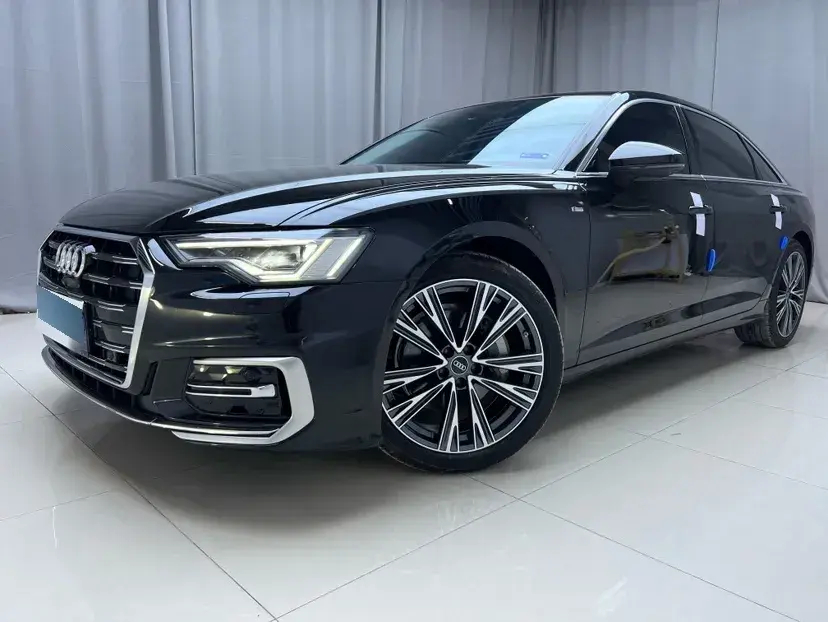 2024 Audi A6L 2.0T 245HP L4 7DCT
