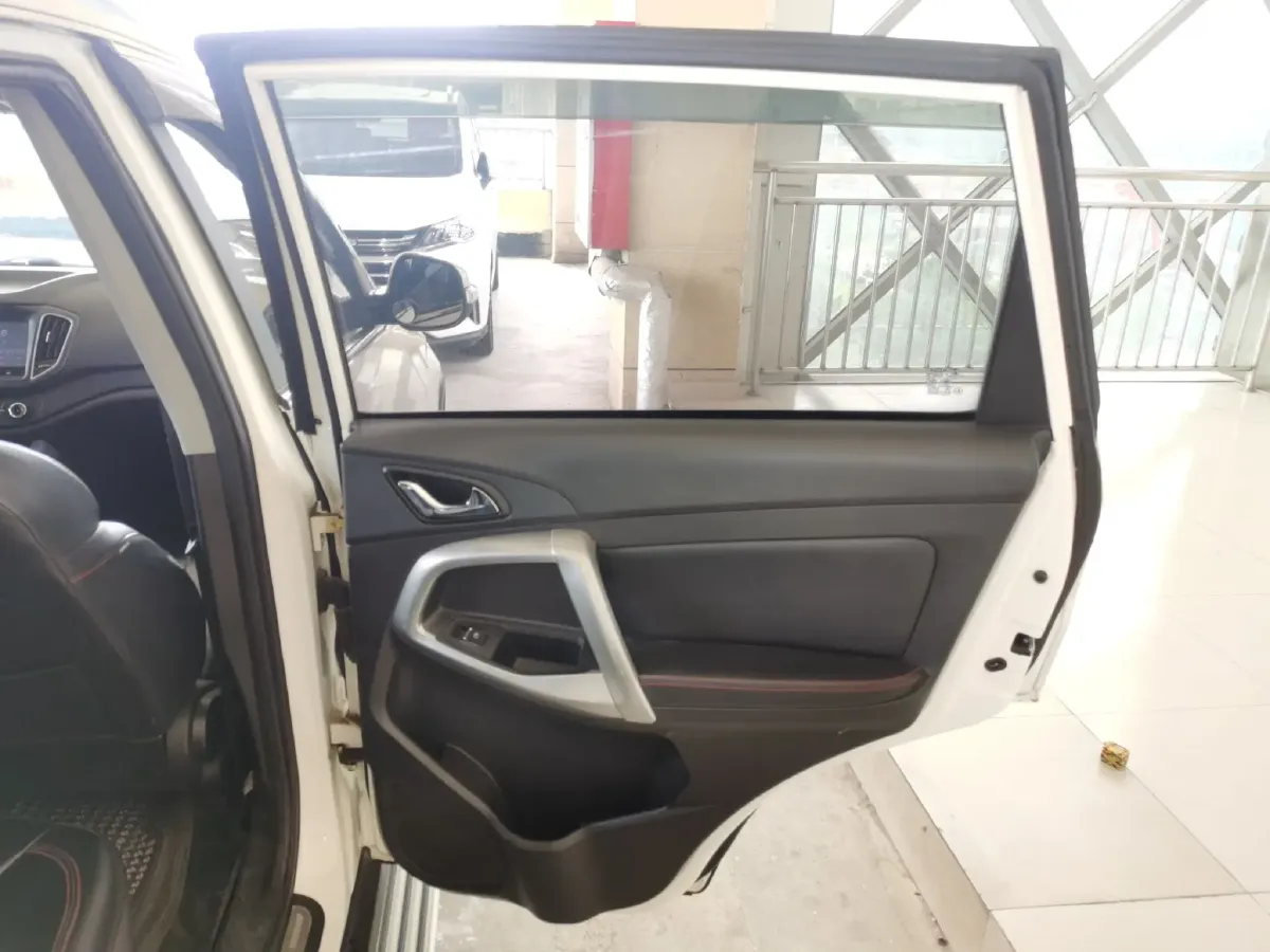 2016 Chery Tiggo 5 2.0L 139HP L4 CVT,autocango,china used car exporter,china ev exporter,chinese used car exporter,chinese used ev exporter