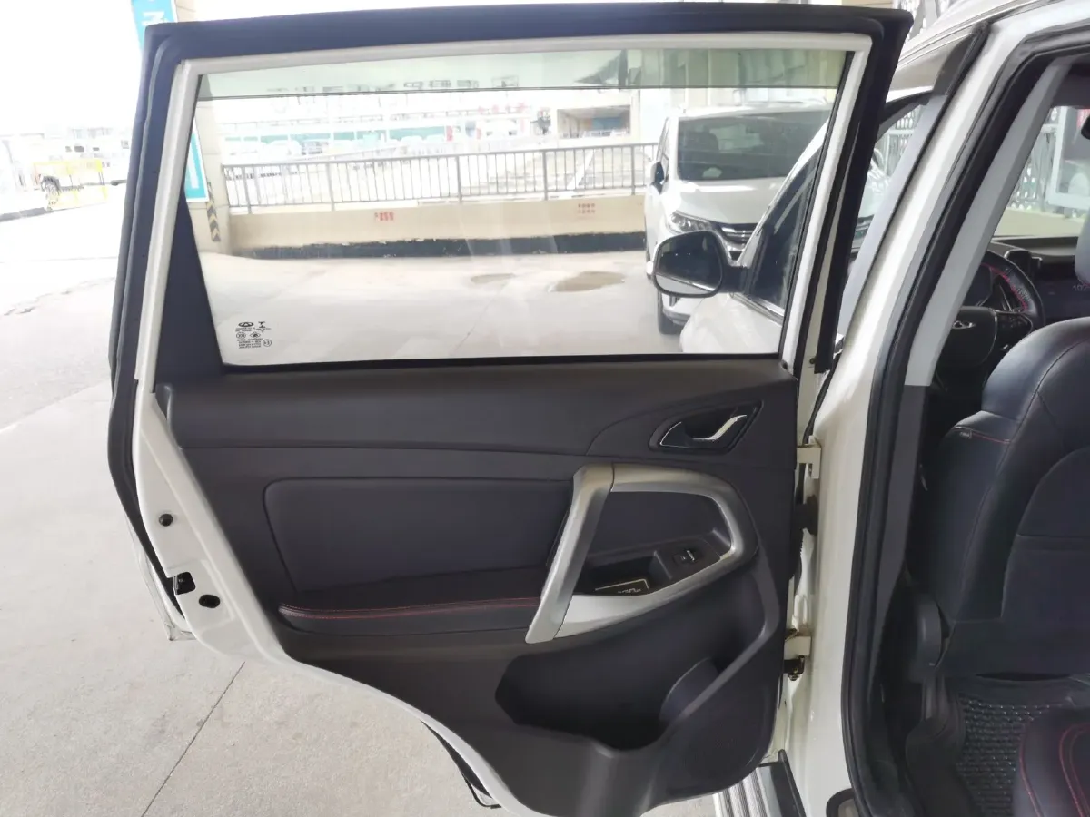 2016 Chery Tiggo 5 2.0L 139HP L4 CVT,autocango,china used car exporter,china ev exporter,chinese used car exporter,chinese used ev exporter