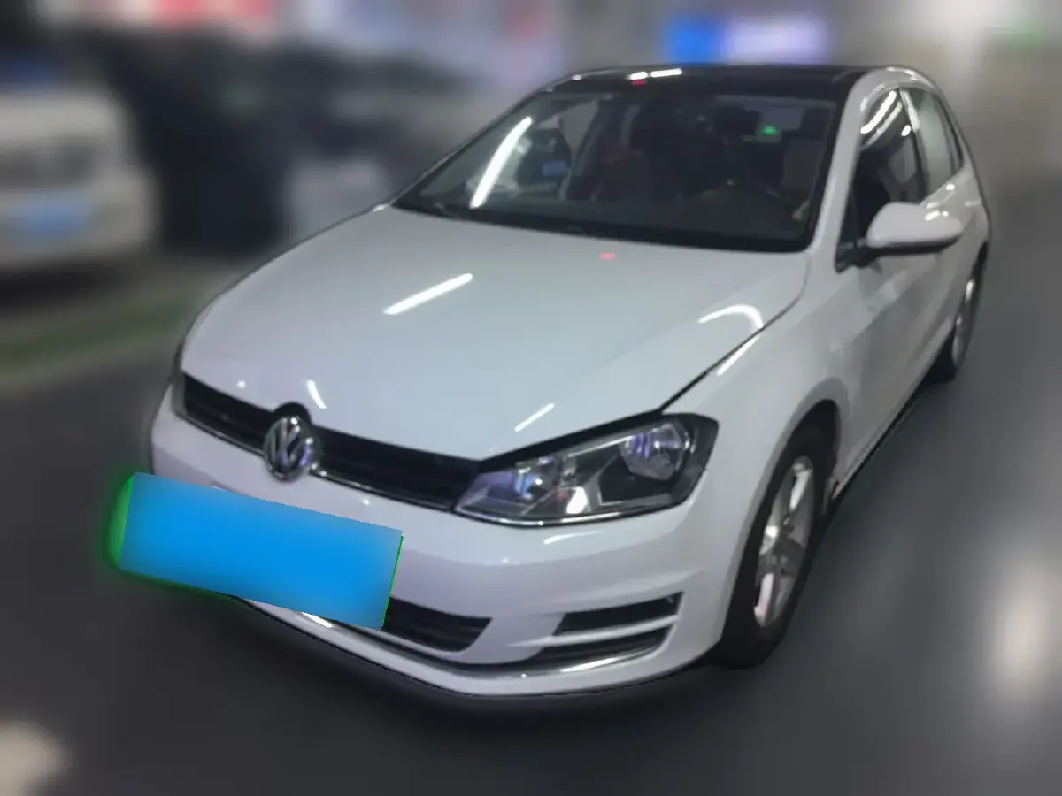 2014 Volkswagen Golf 1.4T 131HP L4 7DCT