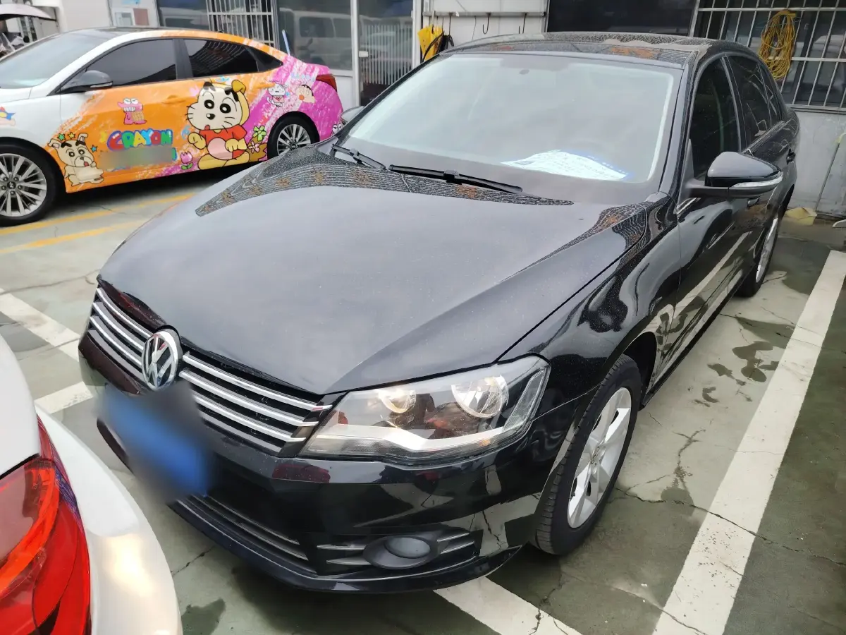 2014 Volkswagen Bora 1.6L 105HP L4 6AT
