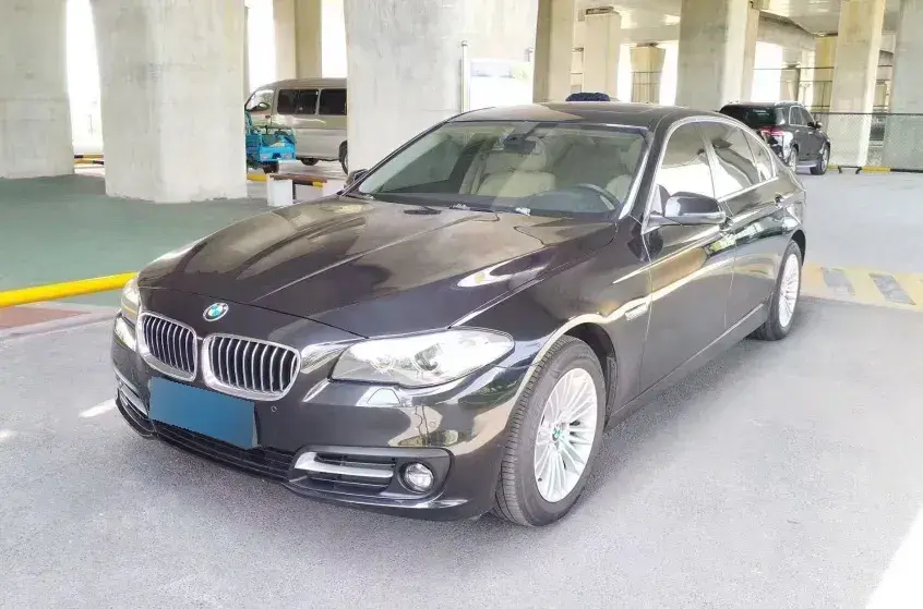 2014 BMW 5 Series 2.0T 218HP L4 8AT