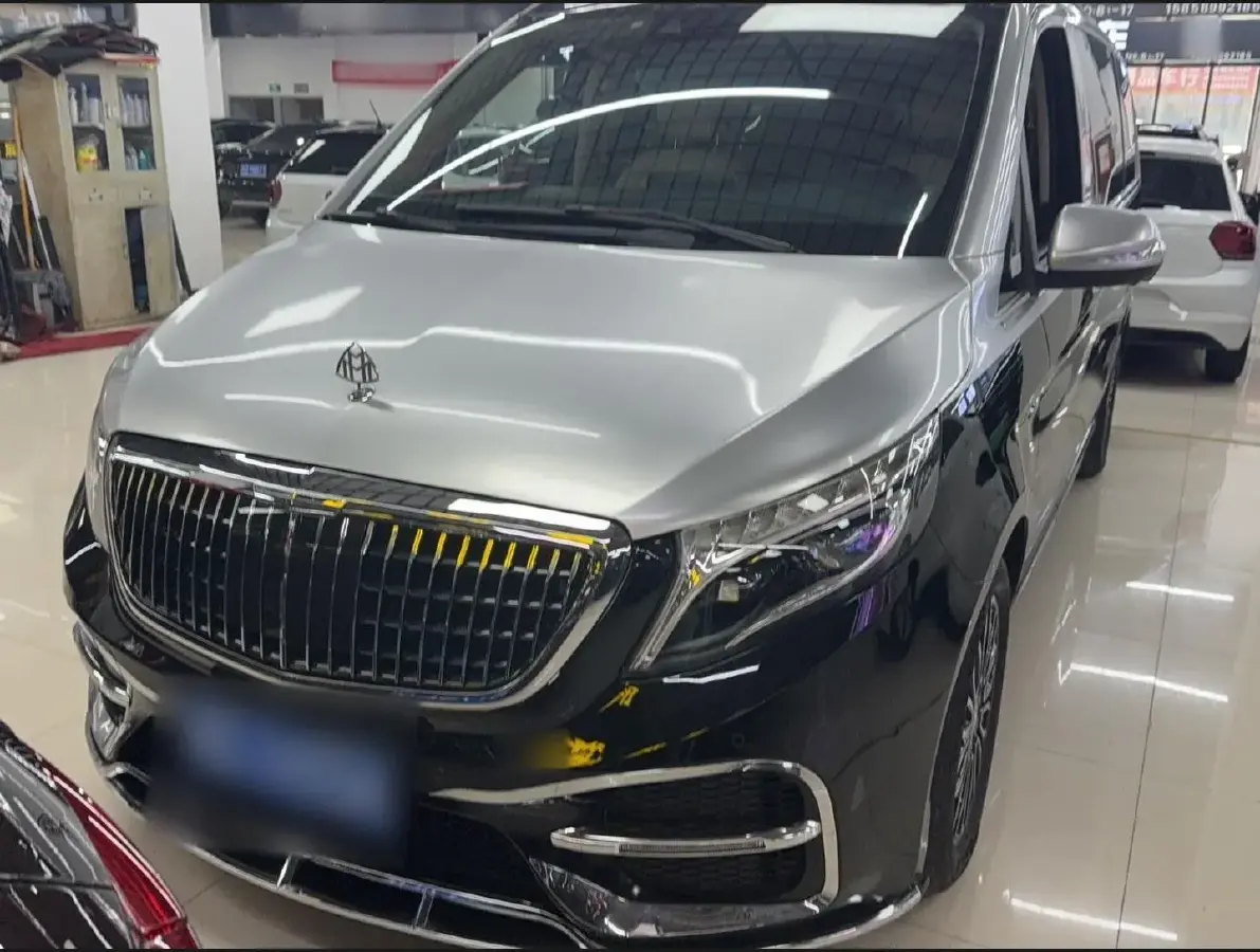 2018 Mercedes-Benz V Class 2.0T 211HP L4 7AT