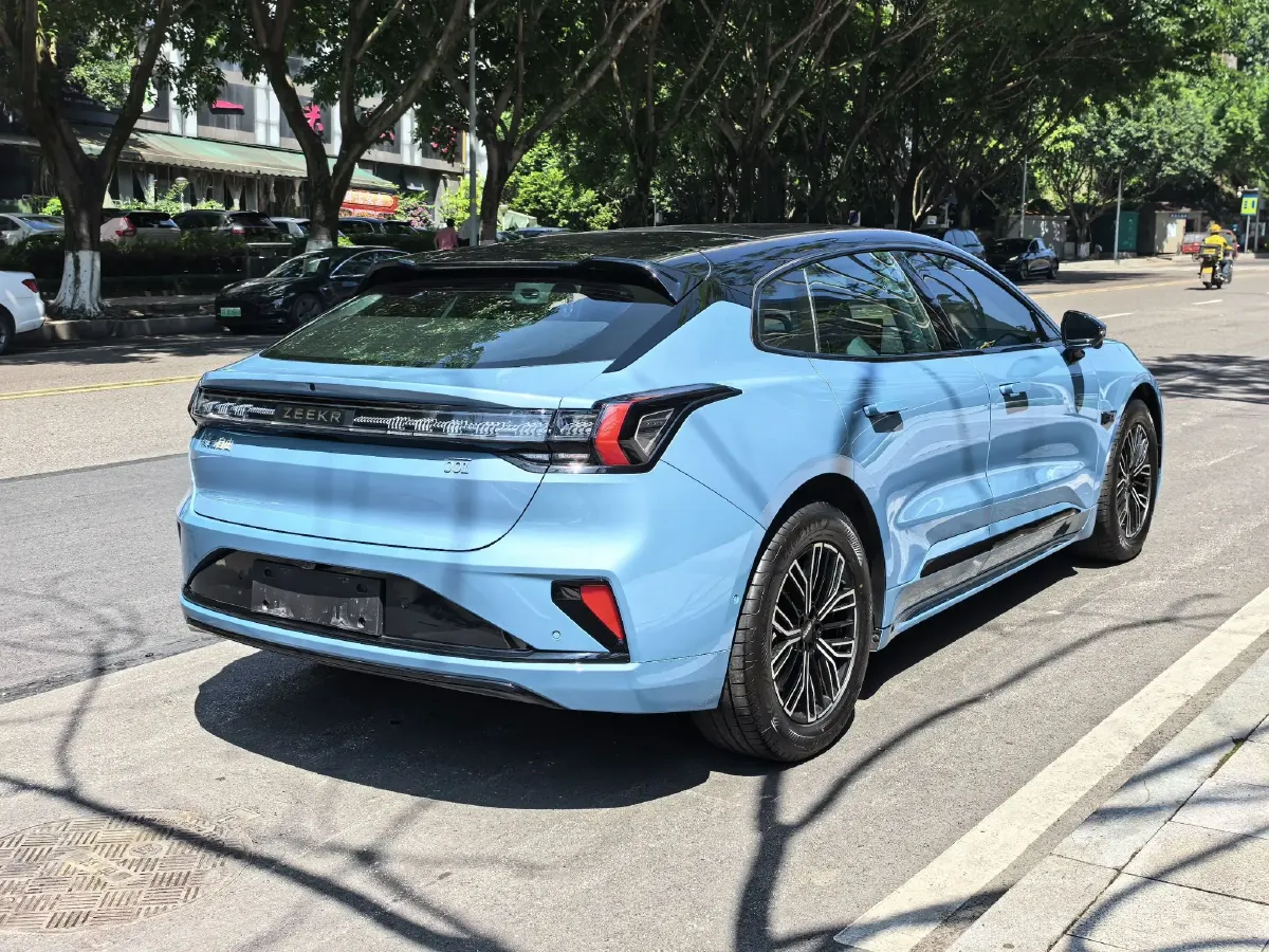 2025 Zeekr 001 BEV 100KWH,autocango,china used car exporter,china ev exporter,chinese used car exporter,chinese used ev exporter