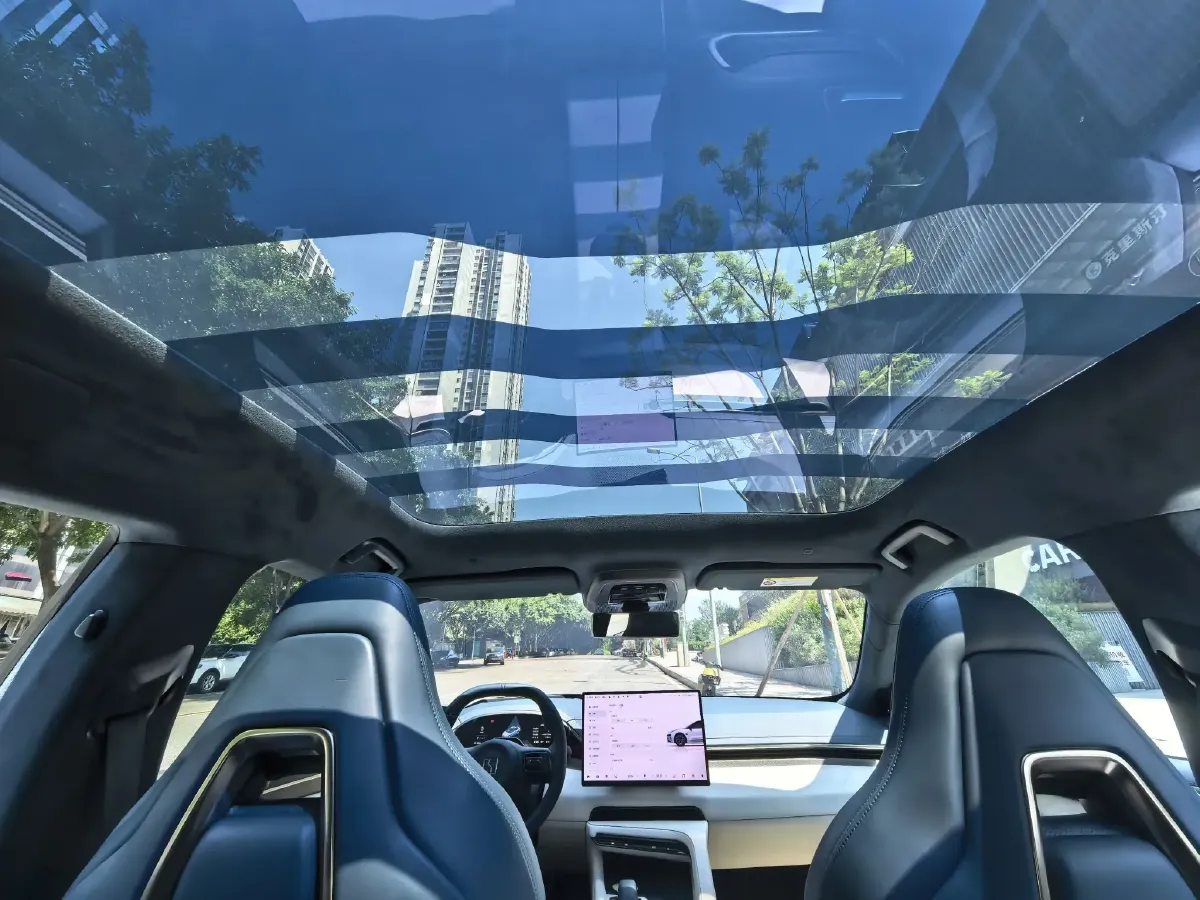 2025 Zeekr 001 BEV 100KWH,autocango,china used car exporter,china ev exporter,chinese used car exporter,chinese used ev exporter