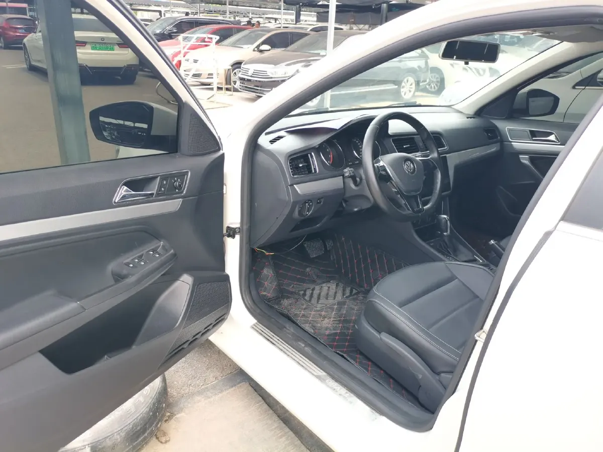 2015 Volkswagen Gran Lavida 1.6L 110HP L4 6AT,autocango,china used car exporter,china ev exporter,chinese used car exporter,chinese used ev exporter