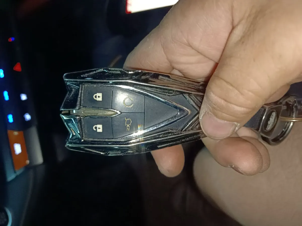 2022 ChangAn UNI-V 1.5T 188HP L4 7DCT,autocango,china used car exporter,china ev exporter,chinese used car exporter,chinese used ev exporter