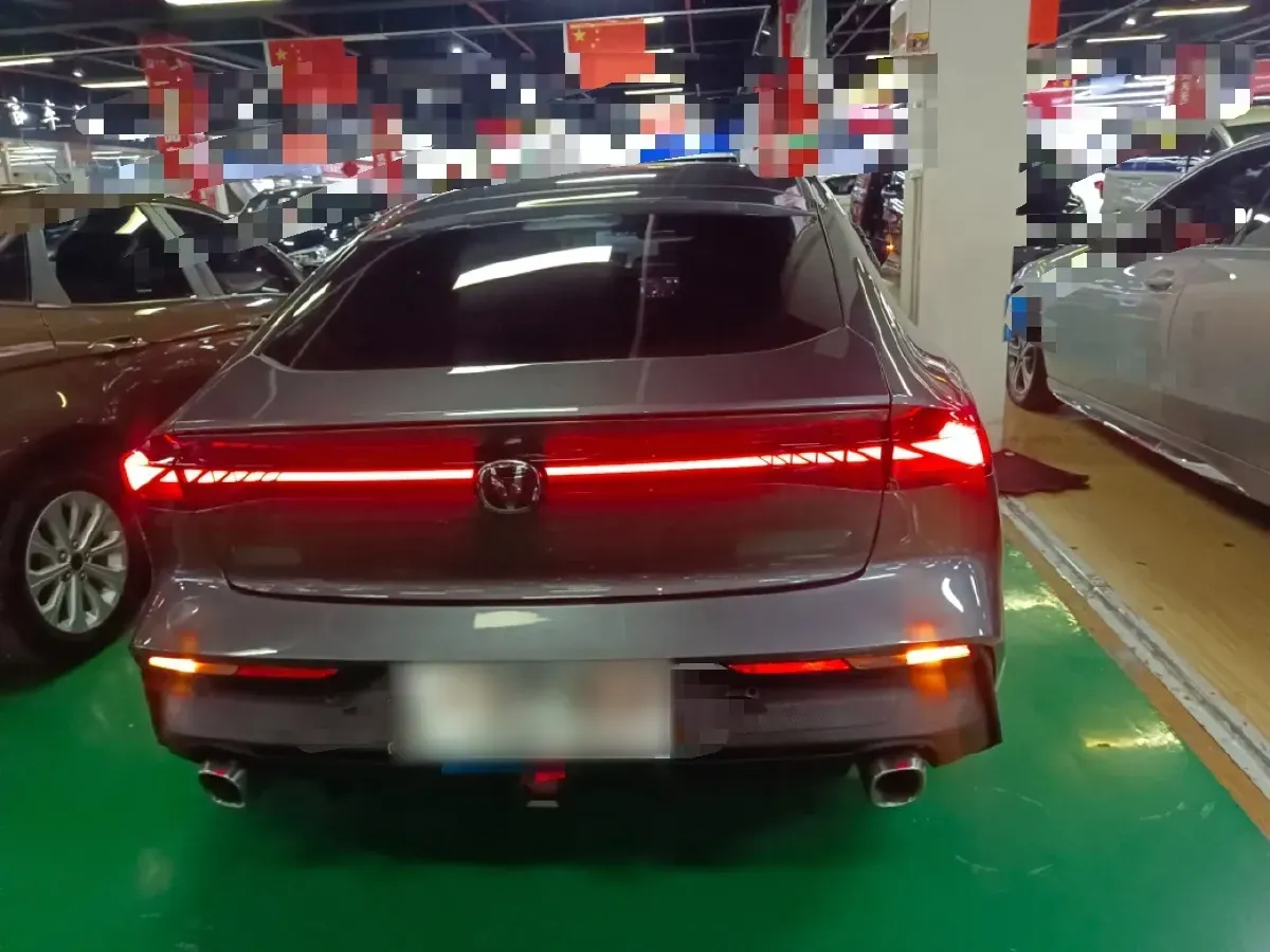 2022 ChangAn UNI-V 1.5T 188HP L4 7DCT,autocango,china used car exporter,china ev exporter,chinese used car exporter,chinese used ev exporter