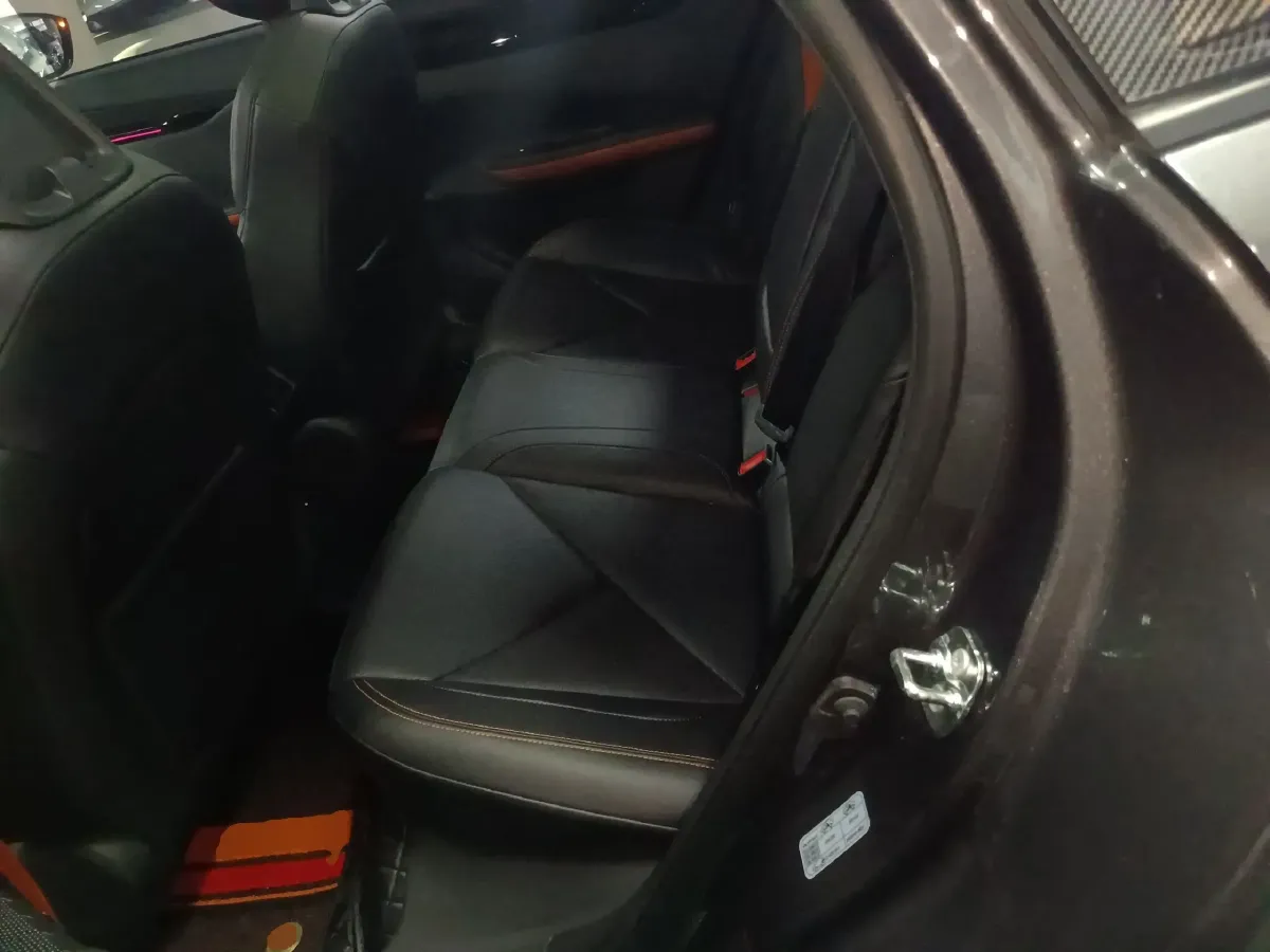 2022 ChangAn UNI-V 1.5T 188HP L4 7DCT,autocango,china used car exporter,china ev exporter,chinese used car exporter,chinese used ev exporter