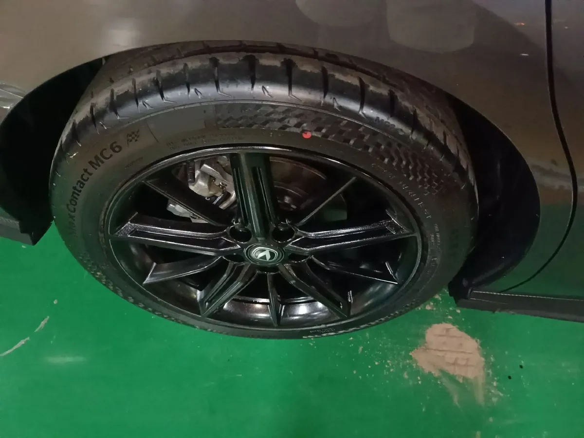 2022 ChangAn UNI-V 1.5T 188HP L4 7DCT,autocango,china used car exporter,china ev exporter,chinese used car exporter,chinese used ev exporter