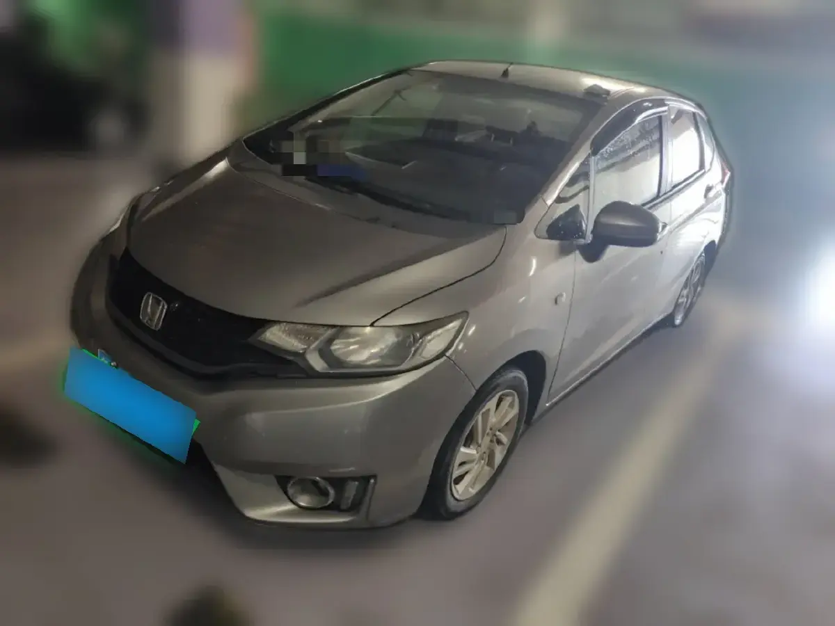 2014 Honda Fit 1.5L 131HP L4 CVT