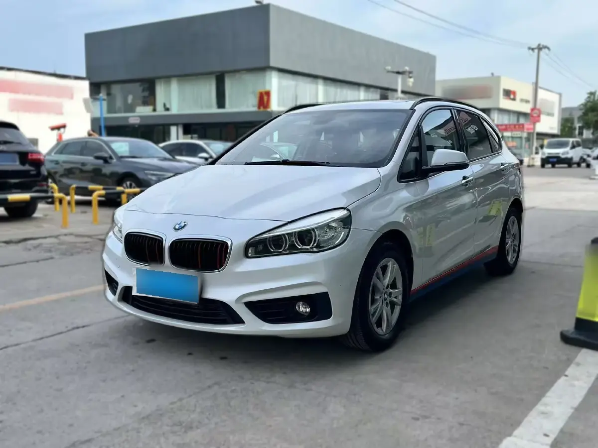 2016 BMW 2 Series Wagon 1.5T 136HP L3 6AT