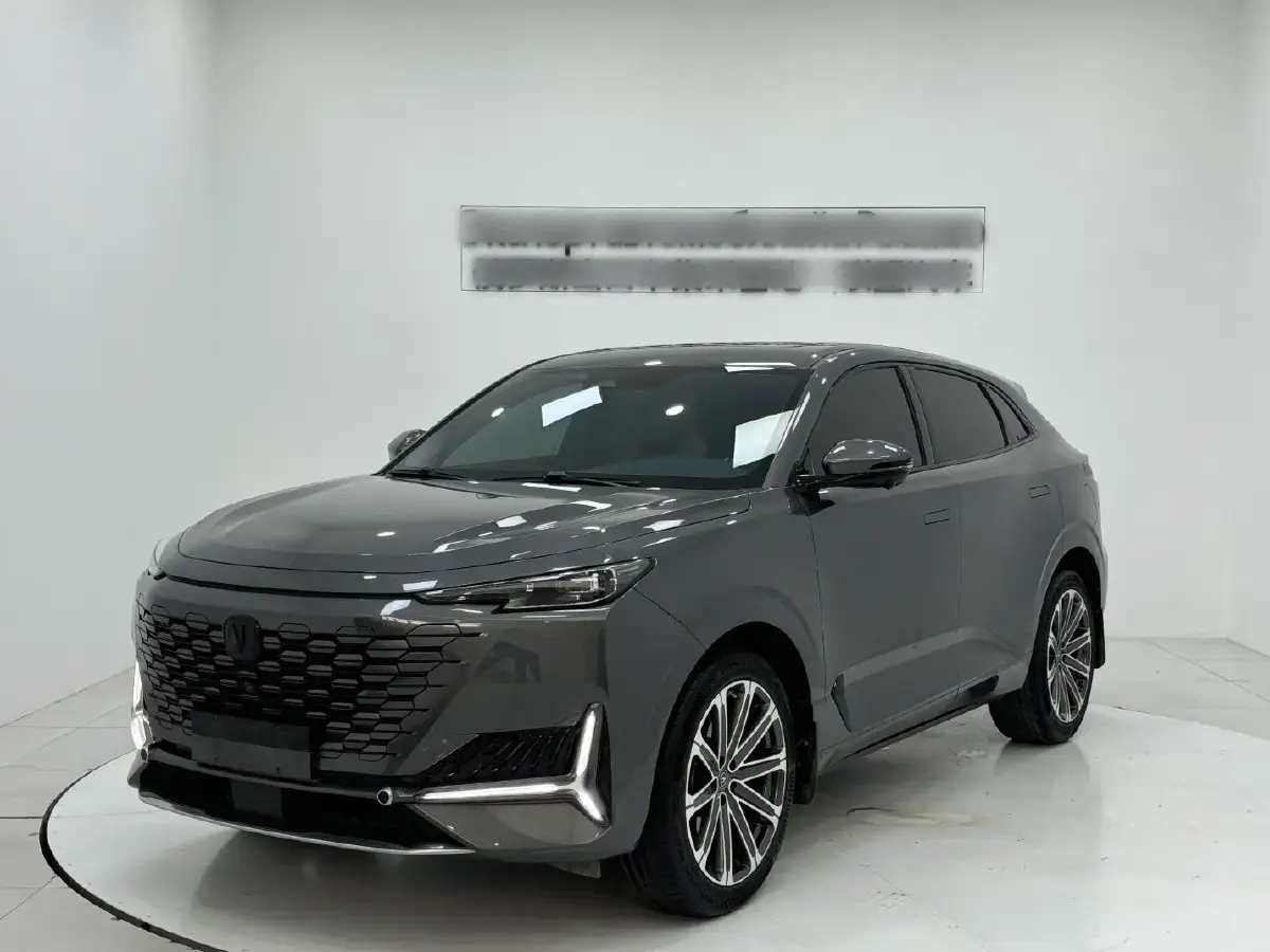 2021 ChangAn UNI-K 2.0T 233HP L4 8AT