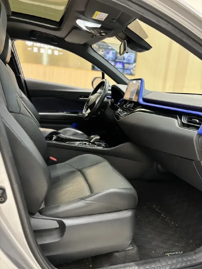 2020 Toyota Izoa E BEV 54.3KWH,autocango,china used car exporter,china ev exporter,chinese used car exporter,chinese used ev exporter