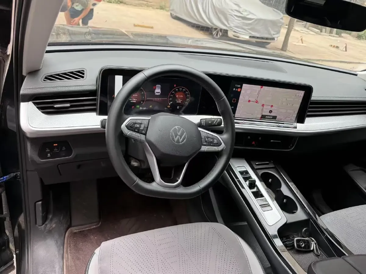 2023 Volkswagen Tavendor 2.0T 186HP L4 7DCT,autocango,china used car exporter,china ev exporter,chinese used car exporter,chinese used ev exporter