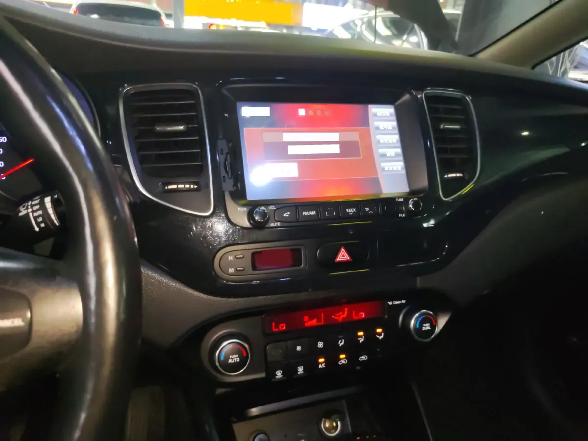 2013 Kia Carens 2.0L 152HP L4 6AT,autocango,china used car exporter,china ev exporter,chinese used car exporter,chinese used ev exporter