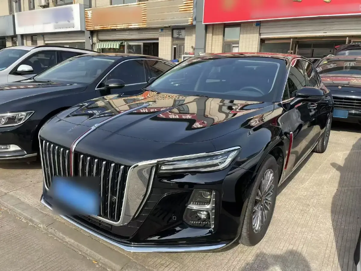 2024 HongQi H5 2.0T 224HP L4 8AT