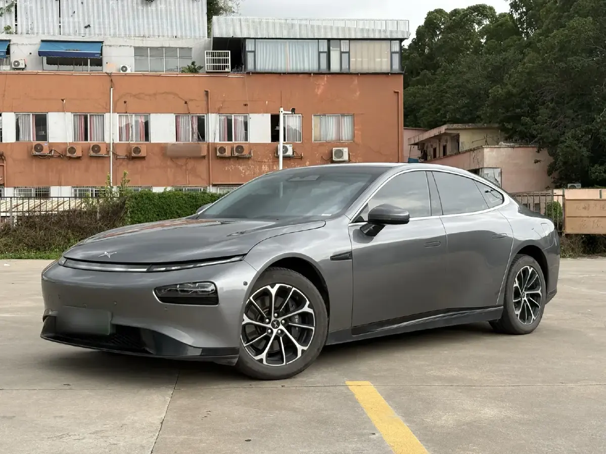 2022 Xpeng P7 BEV 77.9KWH