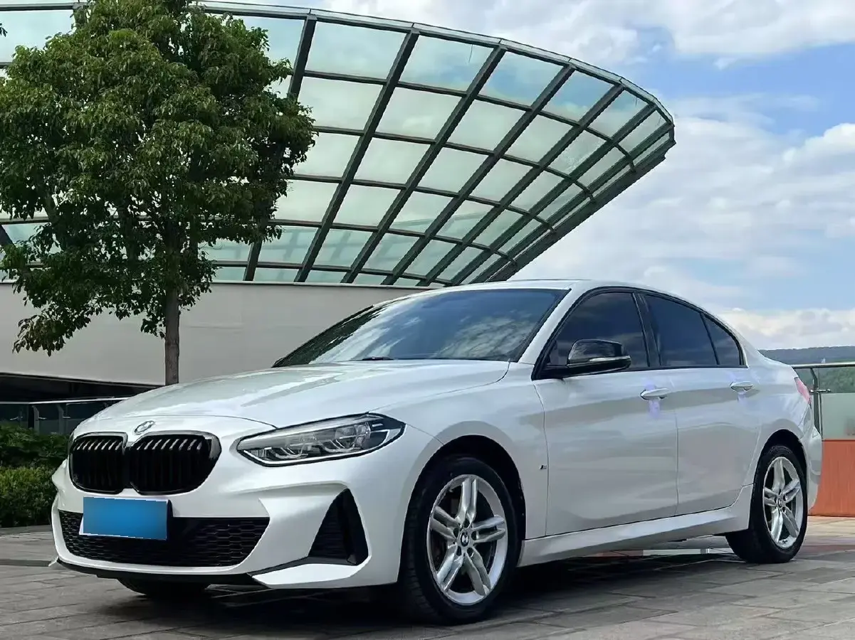 2021 BMW 1 Series 1.5T 140HP L3 7DCT