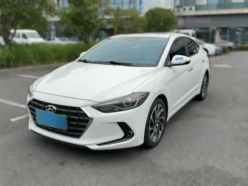 2019 Hyundai Elantra 1.4T 130HP L4 7DCT