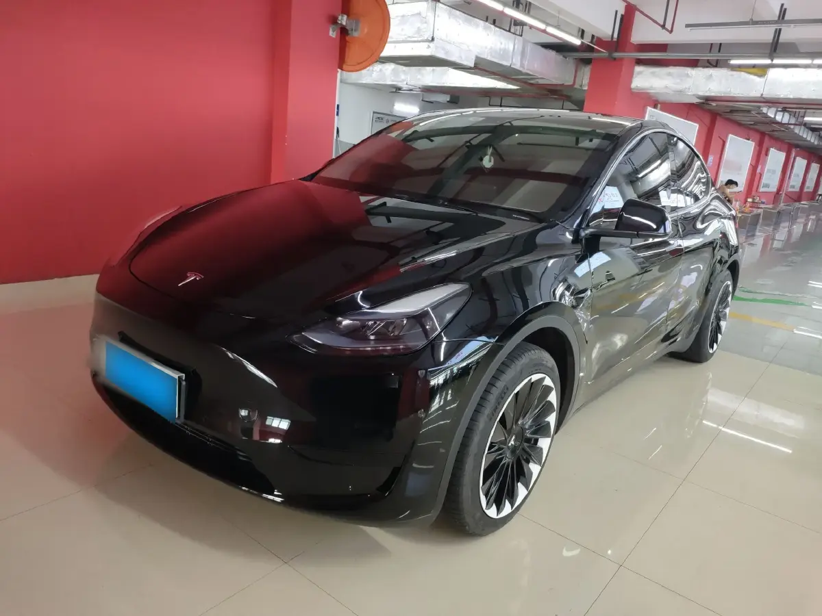 2022 Tesla Model Y BEV 60KWH