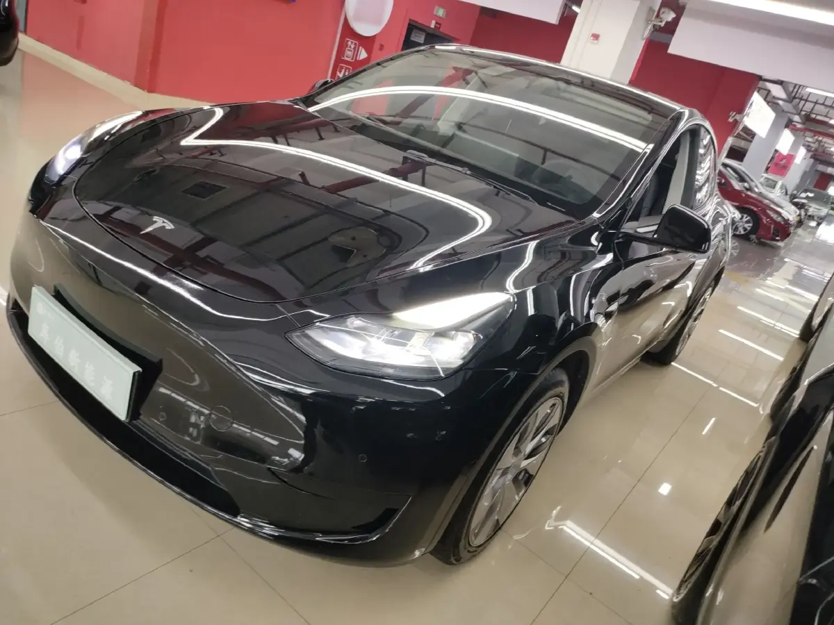 2022 Tesla Model Y BEV 60KWH