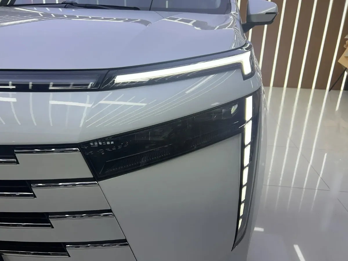 2024 GAC Trumpchi E8 2.0L 140HP L4 2DHT PHEV 25.57KWH,autocango,china used car exporter,china ev exporter,chinese used car exporter,chinese used ev exporter