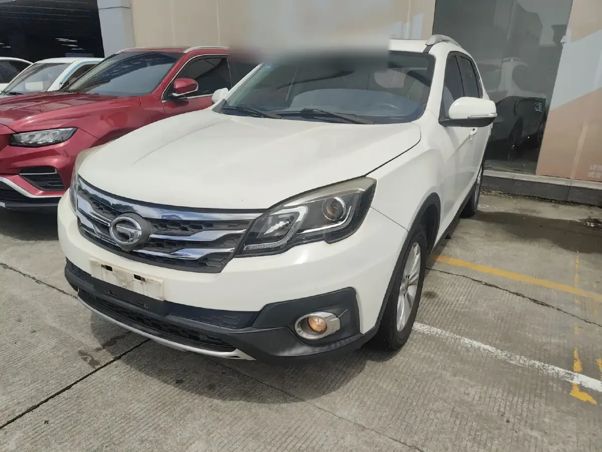 2015 GAC Trumpchi GS5 Super 2.0L 147HP L4 5AT