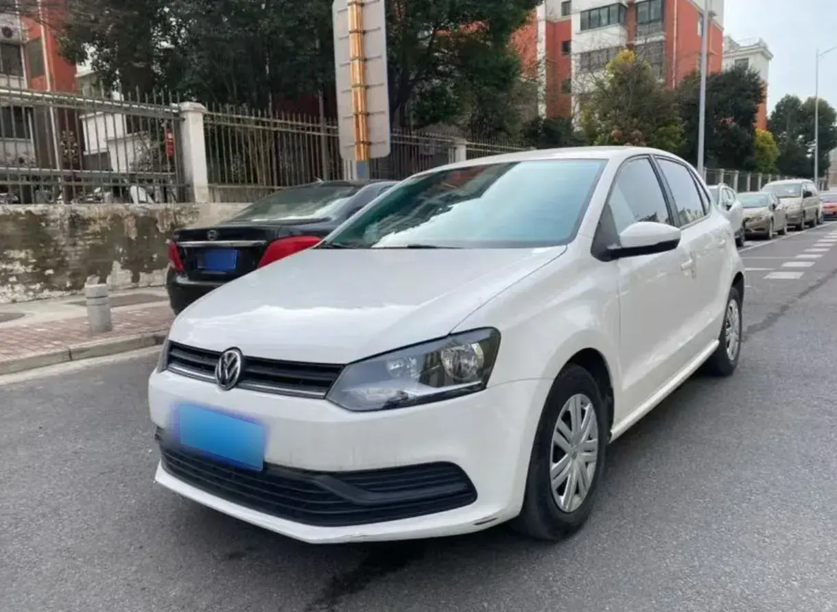 2018 Volkswagen Polo 1.5L 110HP L4 6AT