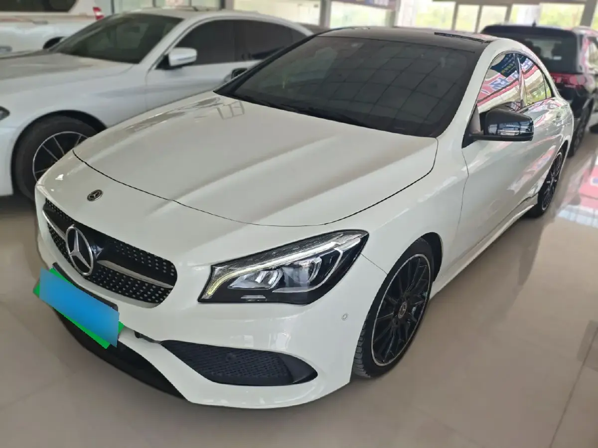 2017 Mercedes-Benz CLA Class 2.0T 211HP L4 7DCT