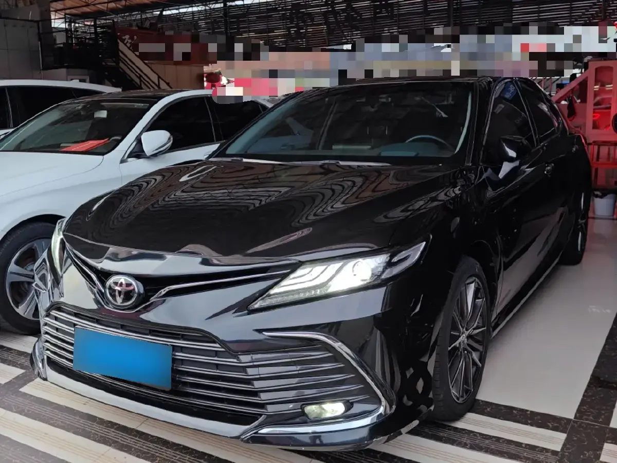 2021 Toyota Camry 2.5L 209HP L4 8AT