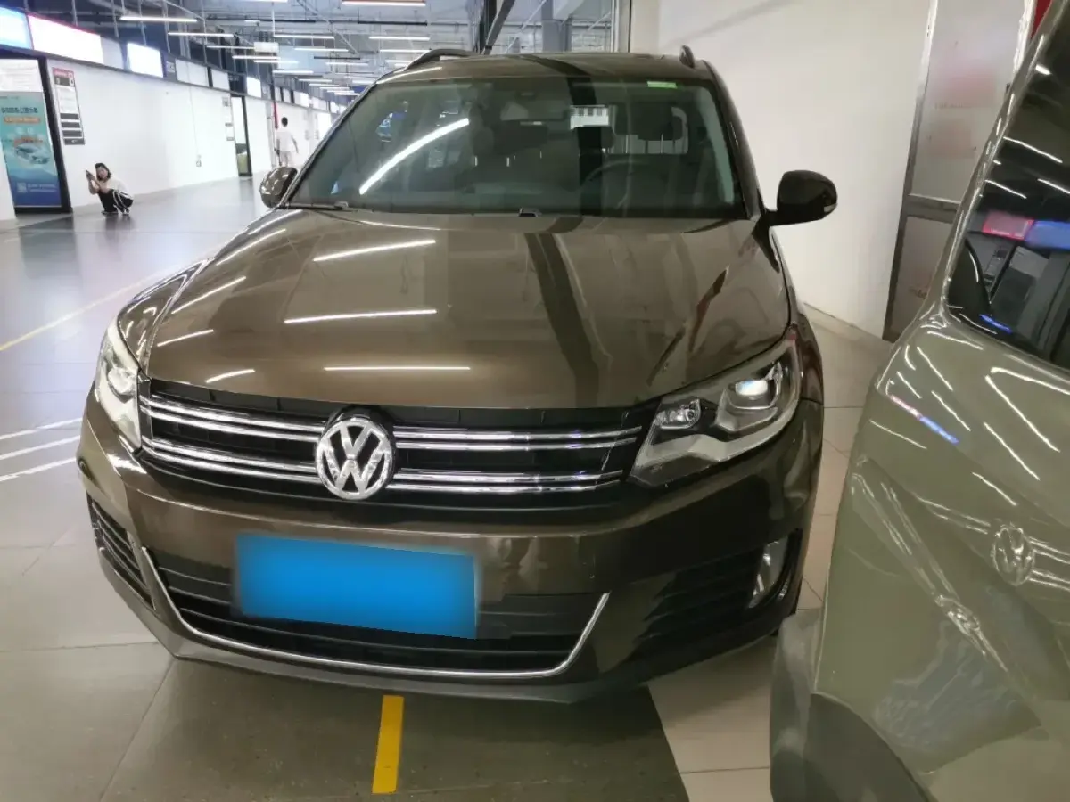 2017 Volkswagen Tiguan 1.8T 160HP L4 6AT