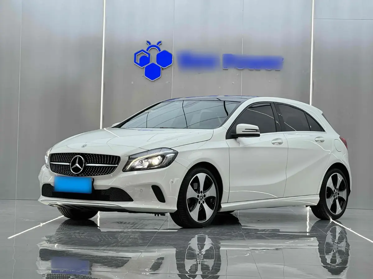 2018 Mercedes-Benz A Class 1.6T 156HP L4 7DCT