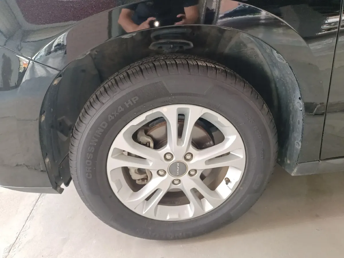 2017 Haval M6 1.5T 150HP L4 6AT,autocango,china used car exporter,china ev exporter,chinese used car exporter,chinese used ev exporter