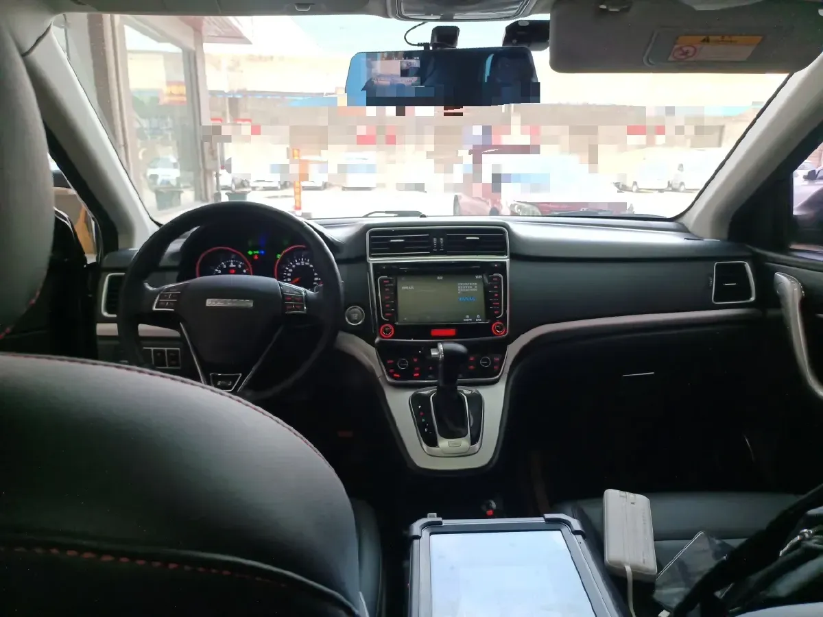 2017 Haval M6 1.5T 150HP L4 6AT,autocango,china used car exporter,china ev exporter,chinese used car exporter,chinese used ev exporter