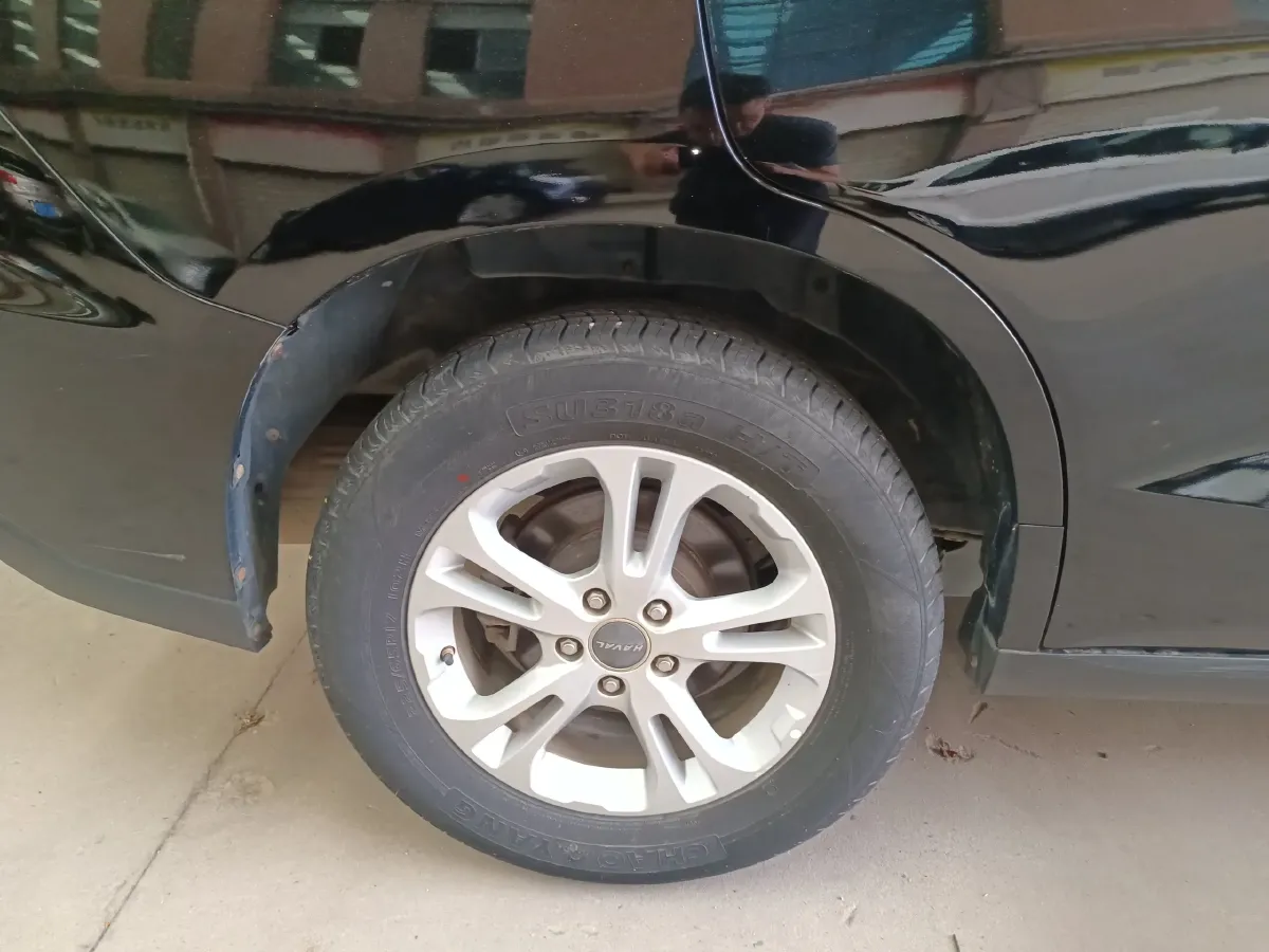 2017 Haval M6 1.5T 150HP L4 6AT,autocango,china used car exporter,china ev exporter,chinese used car exporter,chinese used ev exporter