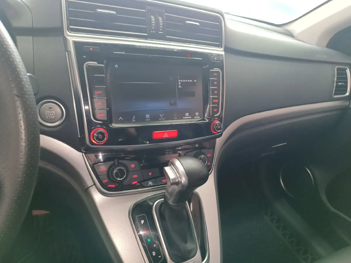 2017 Haval M6 1.5T 150HP L4 6AT,autocango,china used car exporter,china ev exporter,chinese used car exporter,chinese used ev exporter