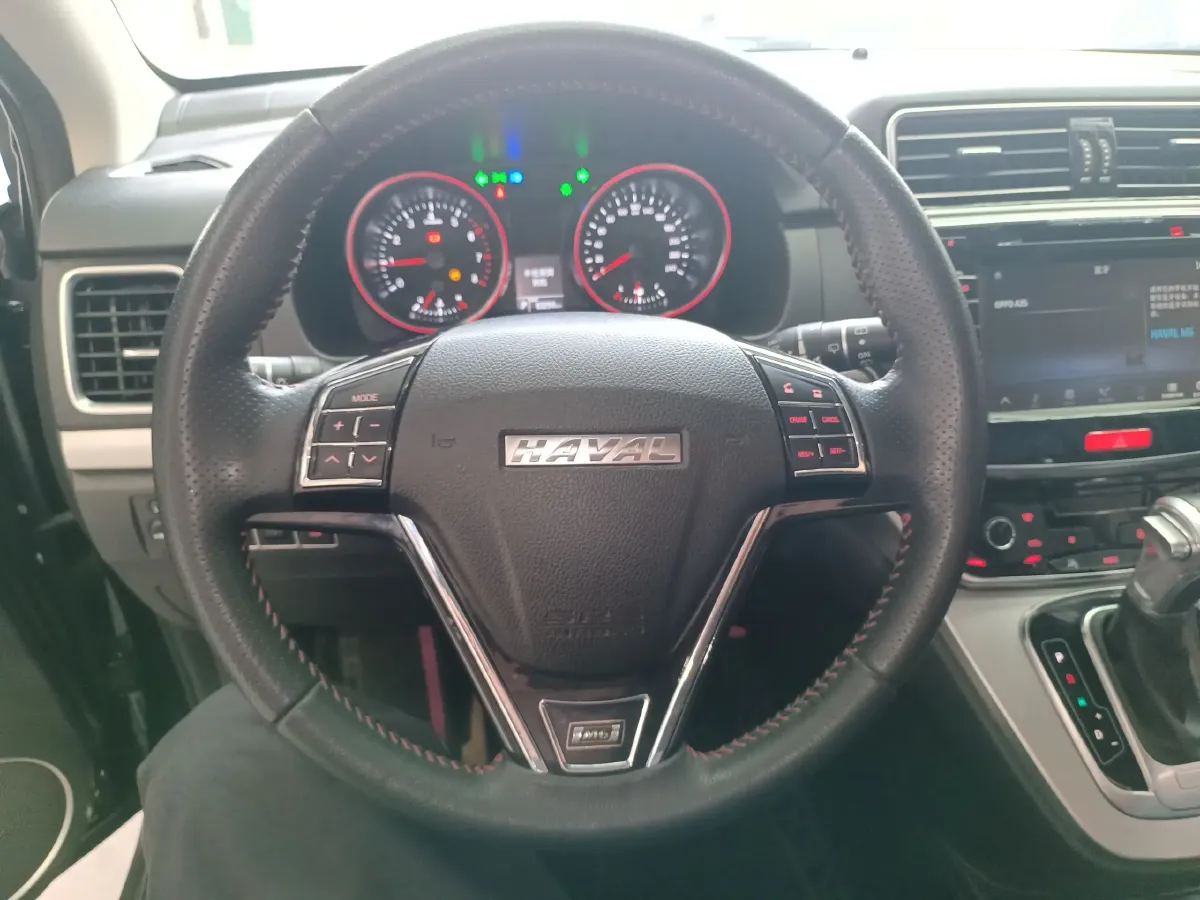 2017 Haval M6 1.5T 150HP L4 6AT,autocango,china used car exporter,china ev exporter,chinese used car exporter,chinese used ev exporter